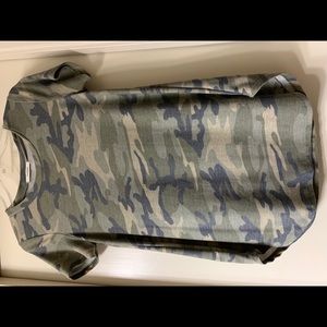 Camo top